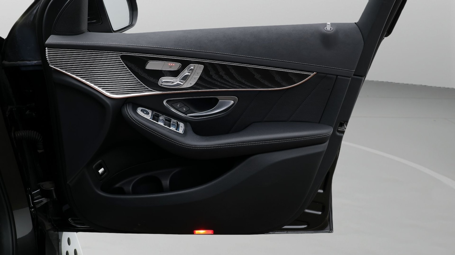 Used Mercedes-Benz EQC 2022 for sale - 78070678: Photo 15