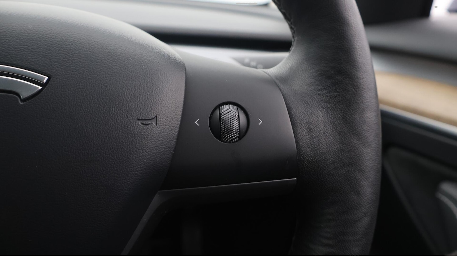 Used Tesla Model 3 2021 for sale - 76549637: Photo 27