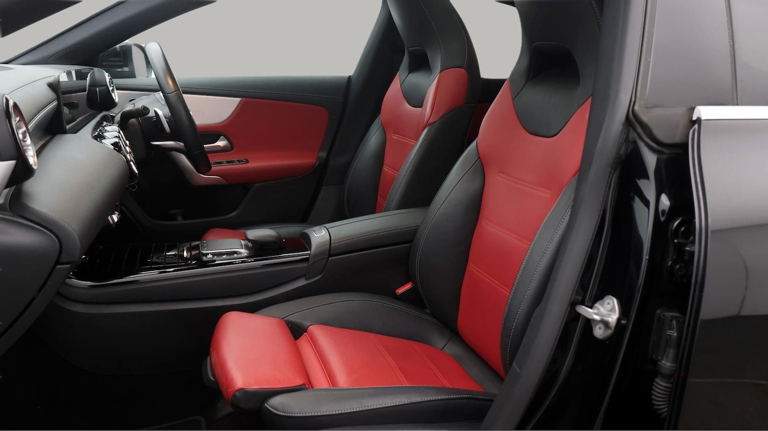 Used Mercedes-Benz CLA 2020 for sale - 77581902: Photo 14