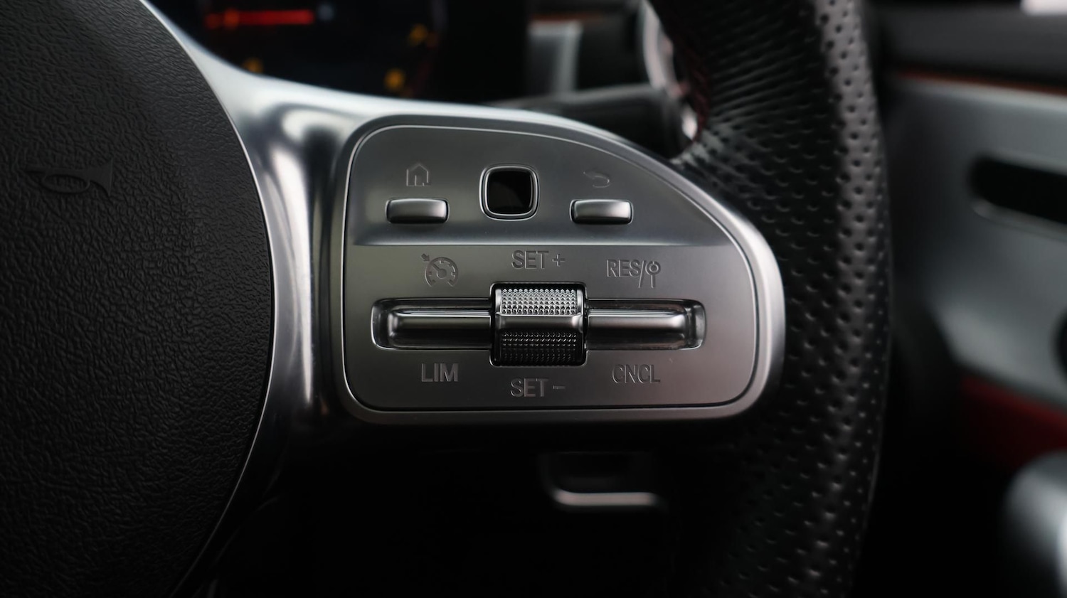 Used Mercedes-Benz CLA 2020 for sale - 77581902: Photo 25