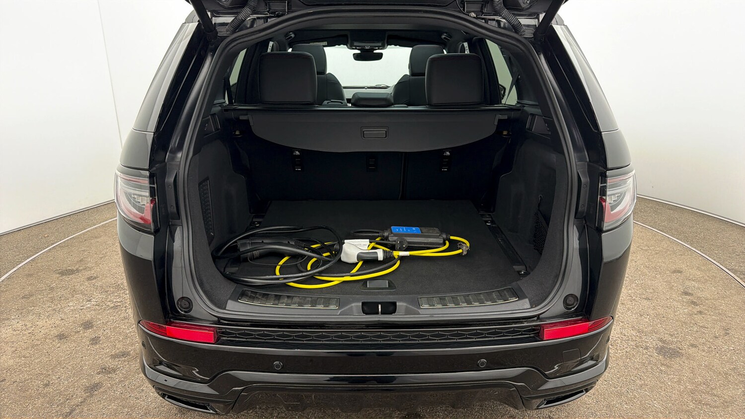 Used Land Rover Discovery Sport for sale - 78106097: Photo 16