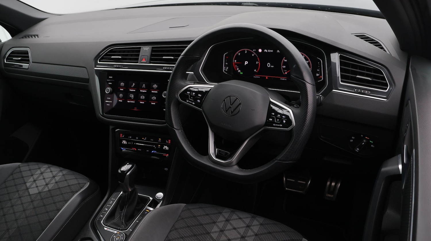 Used Volkswagen Tiguan 2022 for sale - 77730827: Photo 9