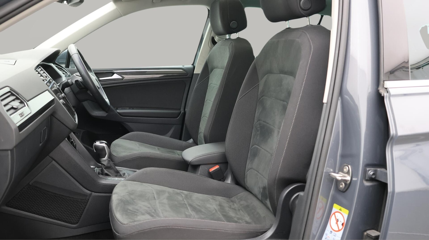 Used Volkswagen Tiguan 2022 for sale - 76432869: Photo 15