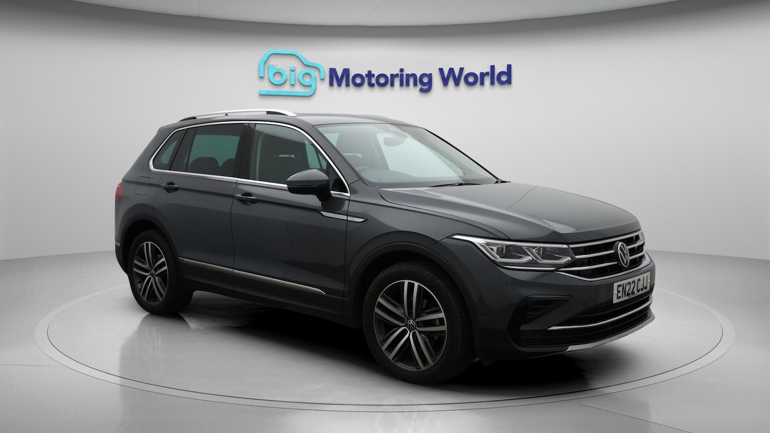Used Volkswagen Tiguan 2022 for sale - 76432869: Photo 2