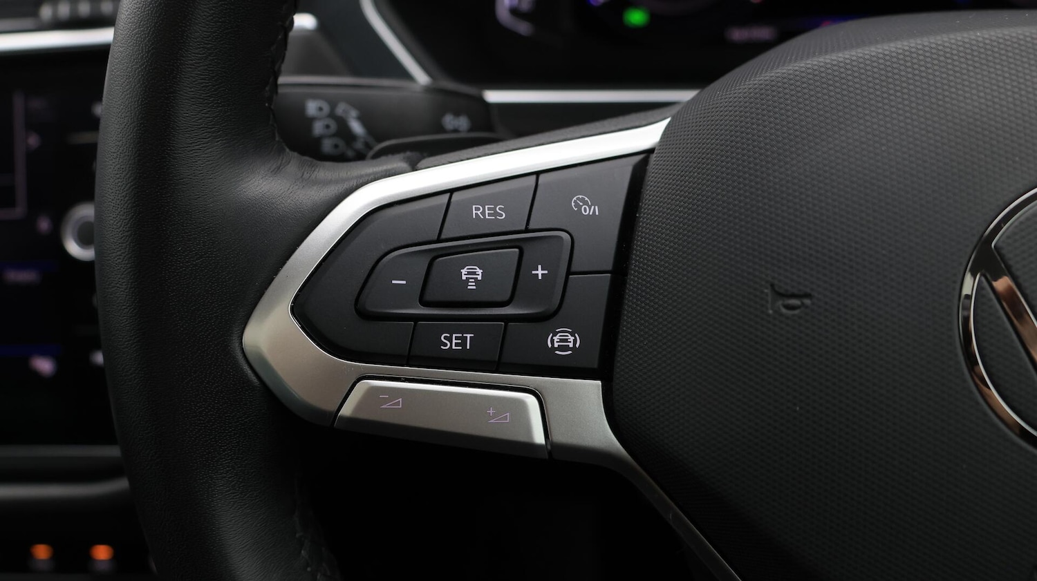 Used Volkswagen Tiguan 2022 for sale - 76432869: Photo 26