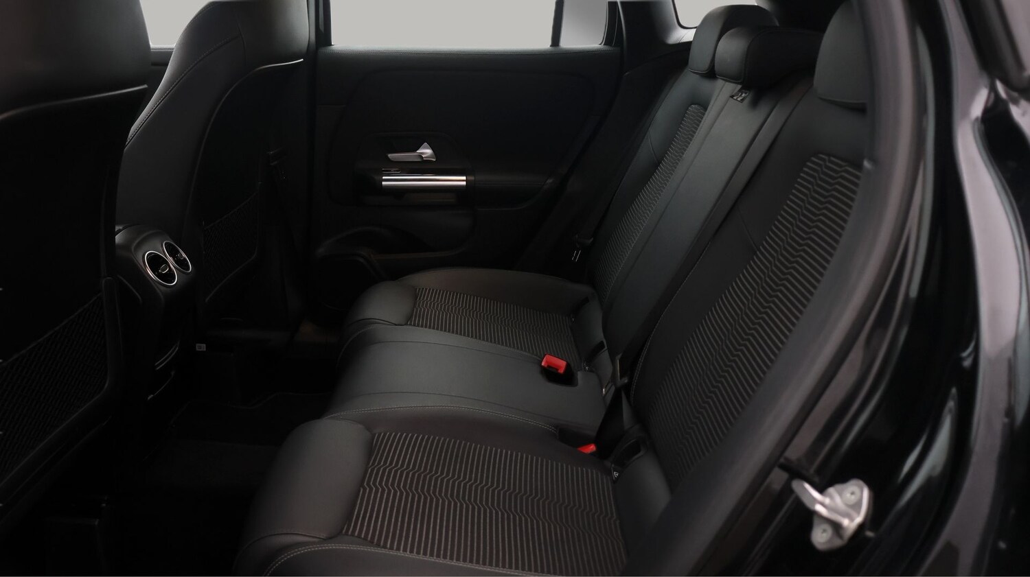 Used Mercedes-Benz GLA 2023 for sale - 77504417: Photo 16