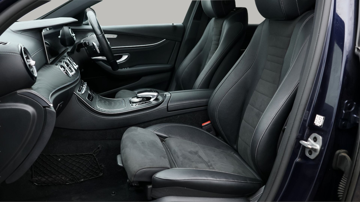 Used Mercedes-Benz E Class 2020 for sale - 77201110: Photo 14