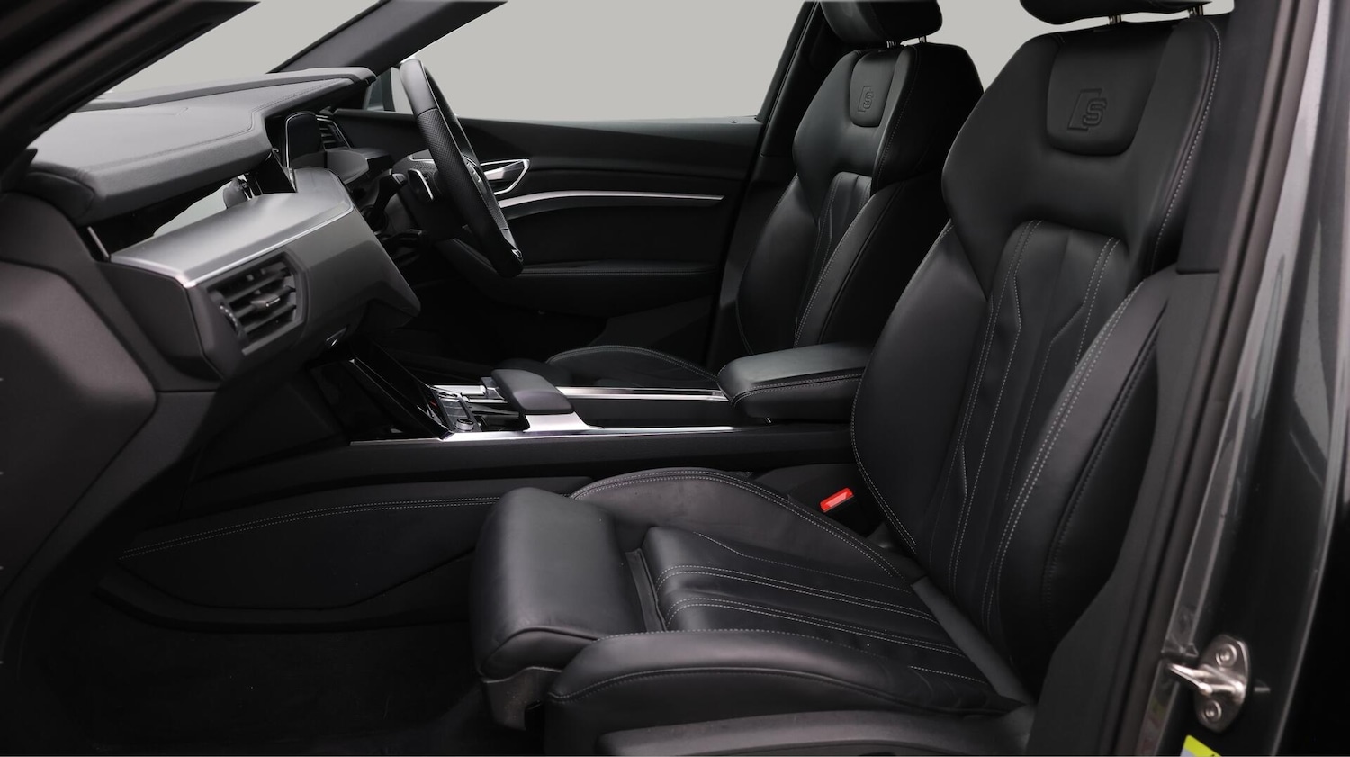 Used Audi e-tron 2022 for sale - 76612807: Photo 15