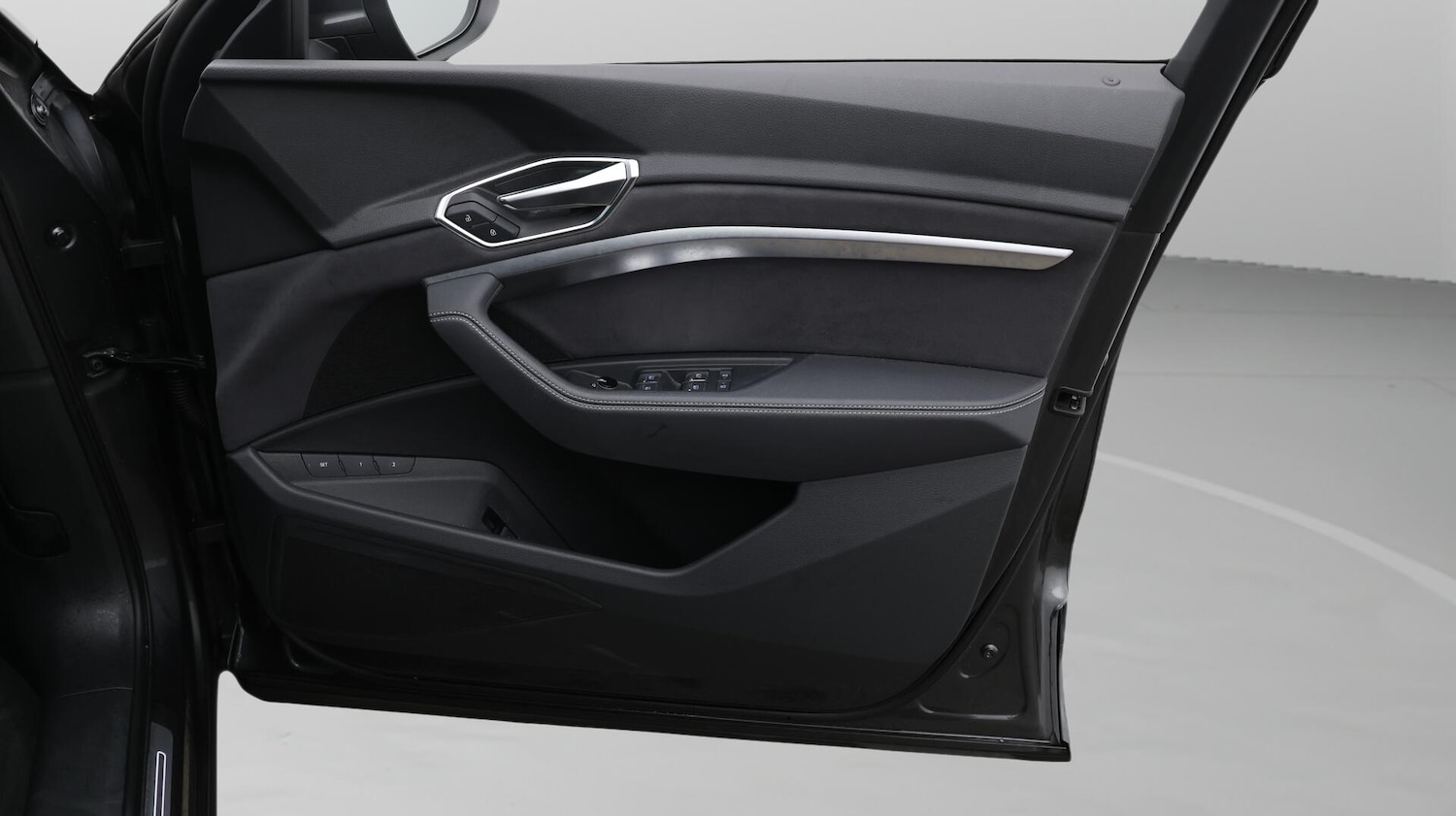 Used Audi e-tron 2022 for sale - 76612807: Photo 16