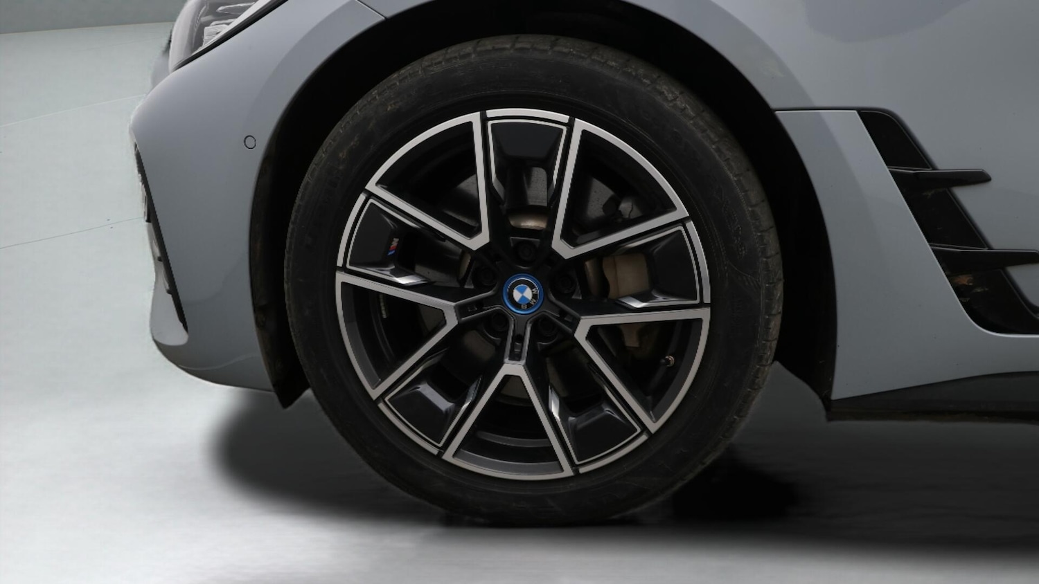 Used BMW i4 2022 for sale - 76658809: Photo 19