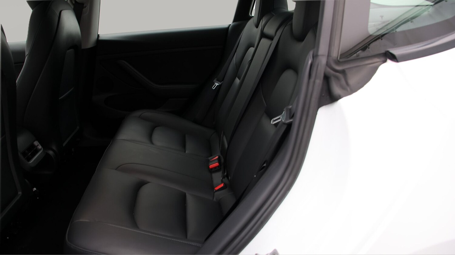 Used Tesla Model 3 2021 for sale - 77274720: Photo 16