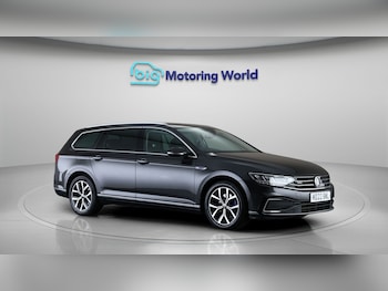 Used Volkswagen Passat 2022 for sale - 79448307: Photo