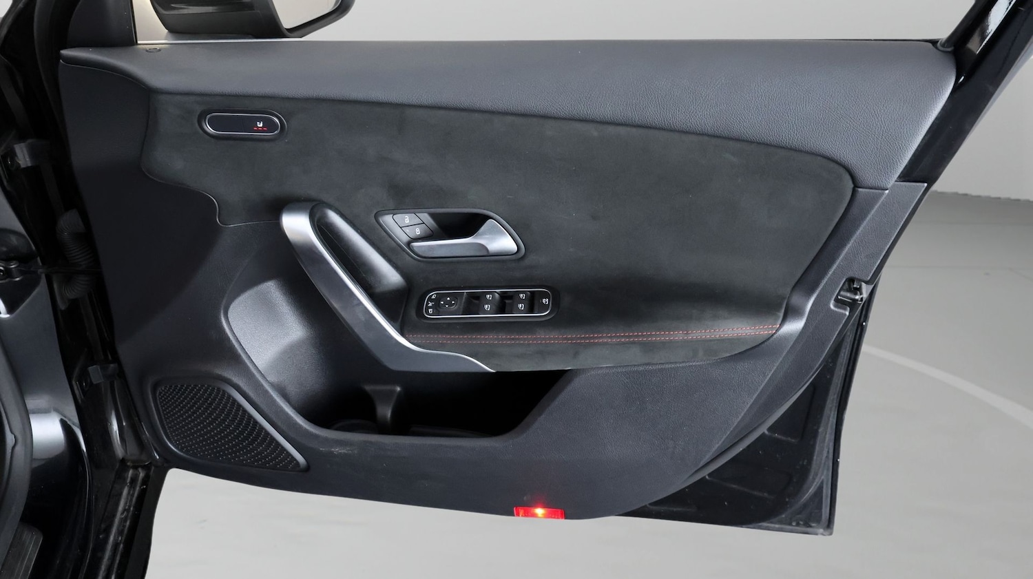 Used Mercedes-Benz A-Class 2021 for sale - 77675358: Photo 15