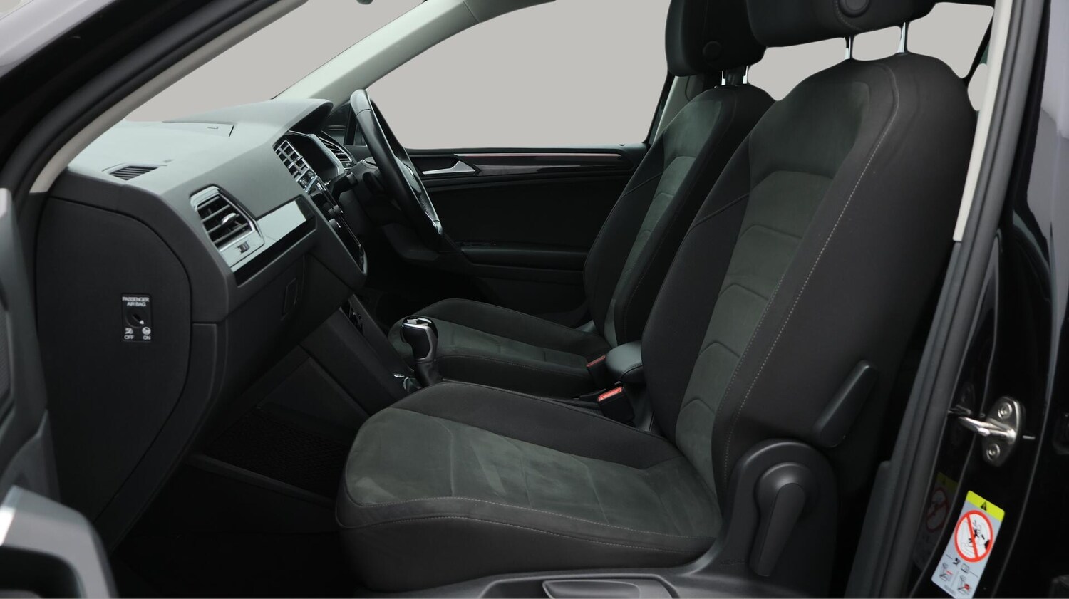 Used Volkswagen Tiguan for sale - 76388988: Photo 15