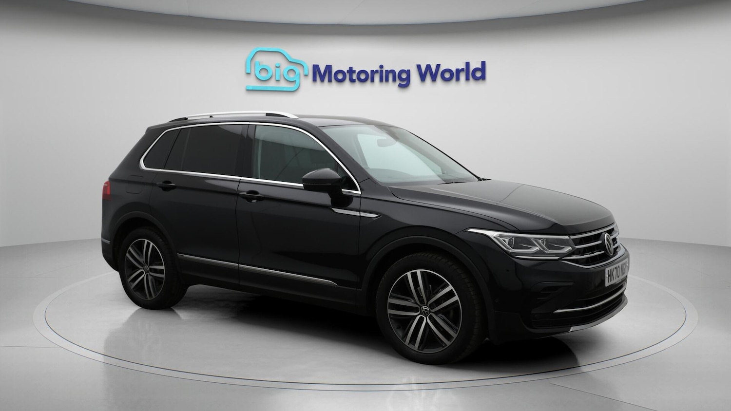 Used Volkswagen Tiguan for sale - 76388988: Photo 2