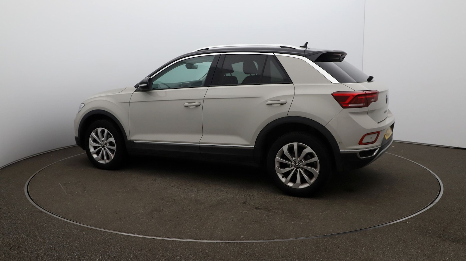 Used Volkswagen T-Roc for sale - 76809958: Photo 40