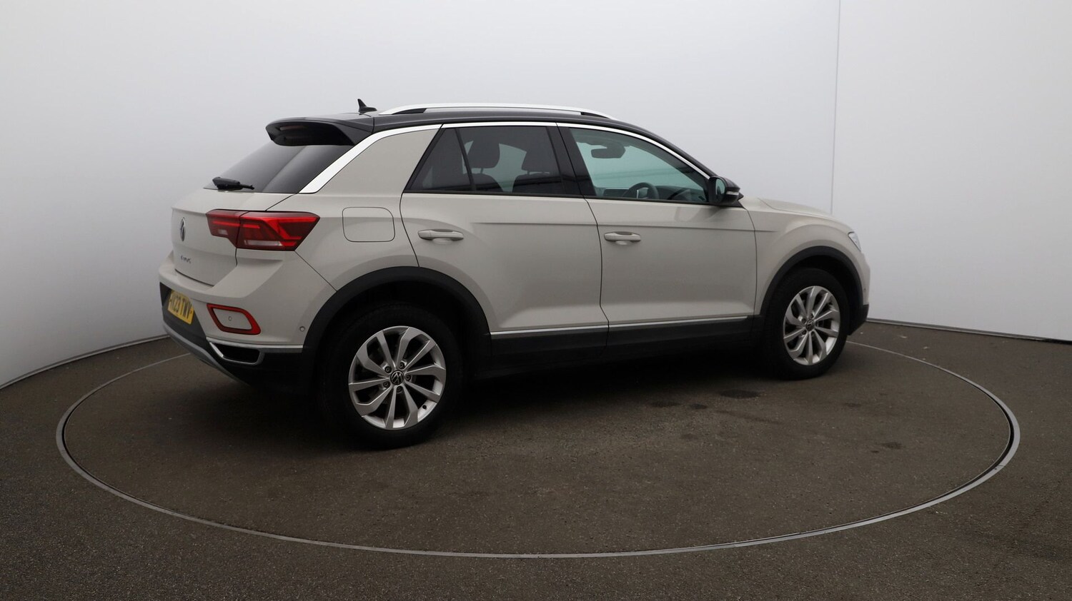 Used Volkswagen T-Roc for sale - 76809958: Photo 45