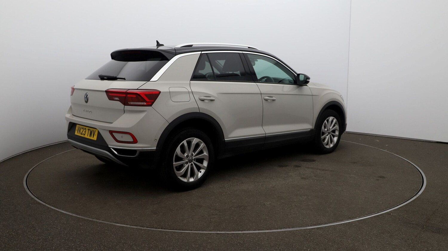 Used Volkswagen T-Roc for sale - 76809958: Photo 46