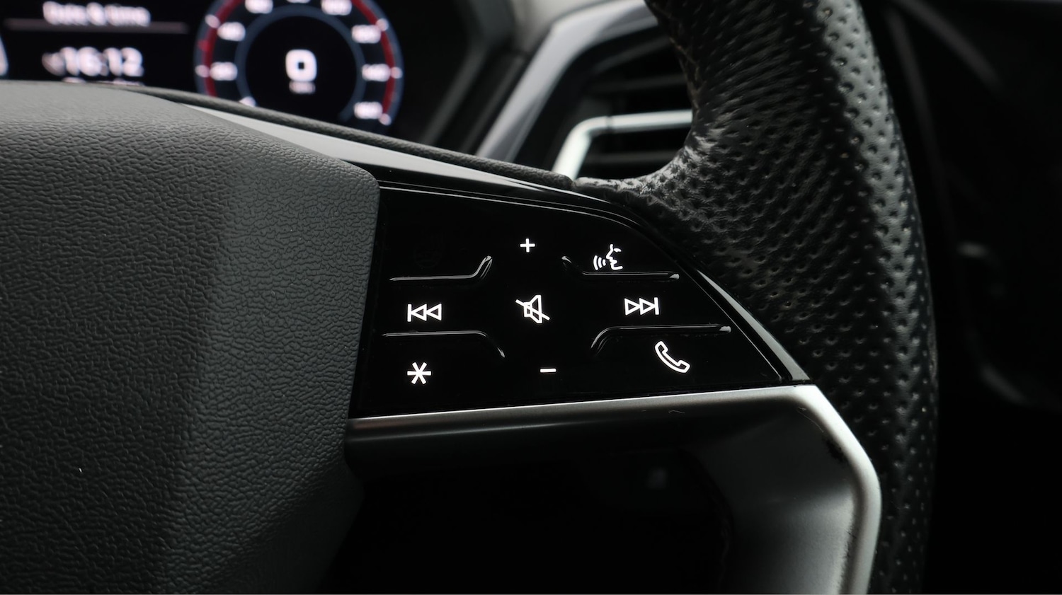 Used Audi Q4 e-tron 2021 for sale - 77461034: Photo 25