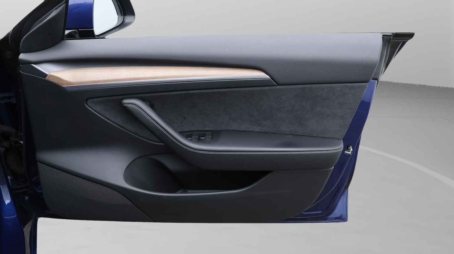 Used Tesla Model 3 2021 for sale - 76743132: Photo 16