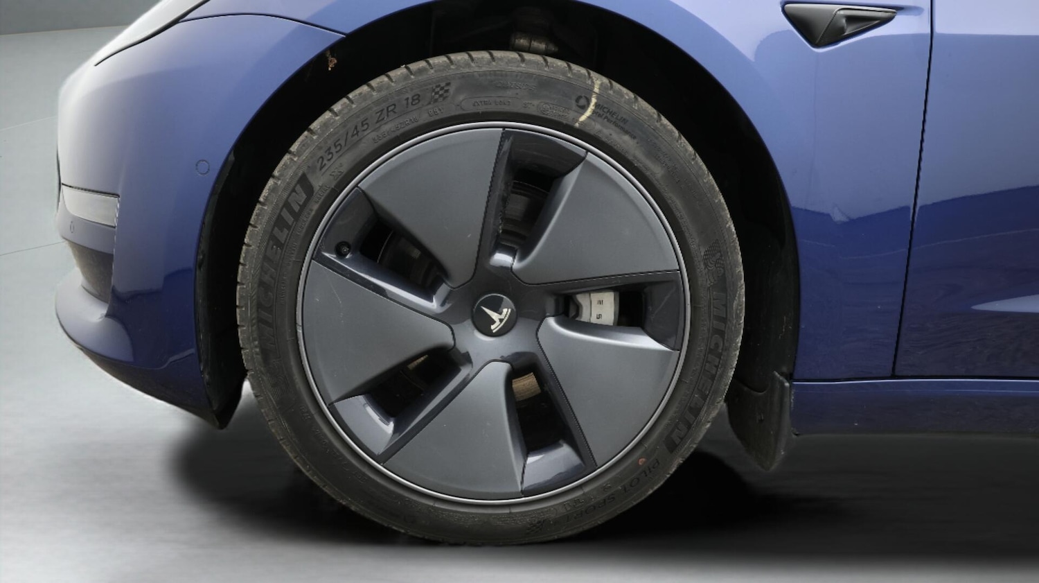 Used Tesla Model 3 2021 for sale - 76743132: Photo 19