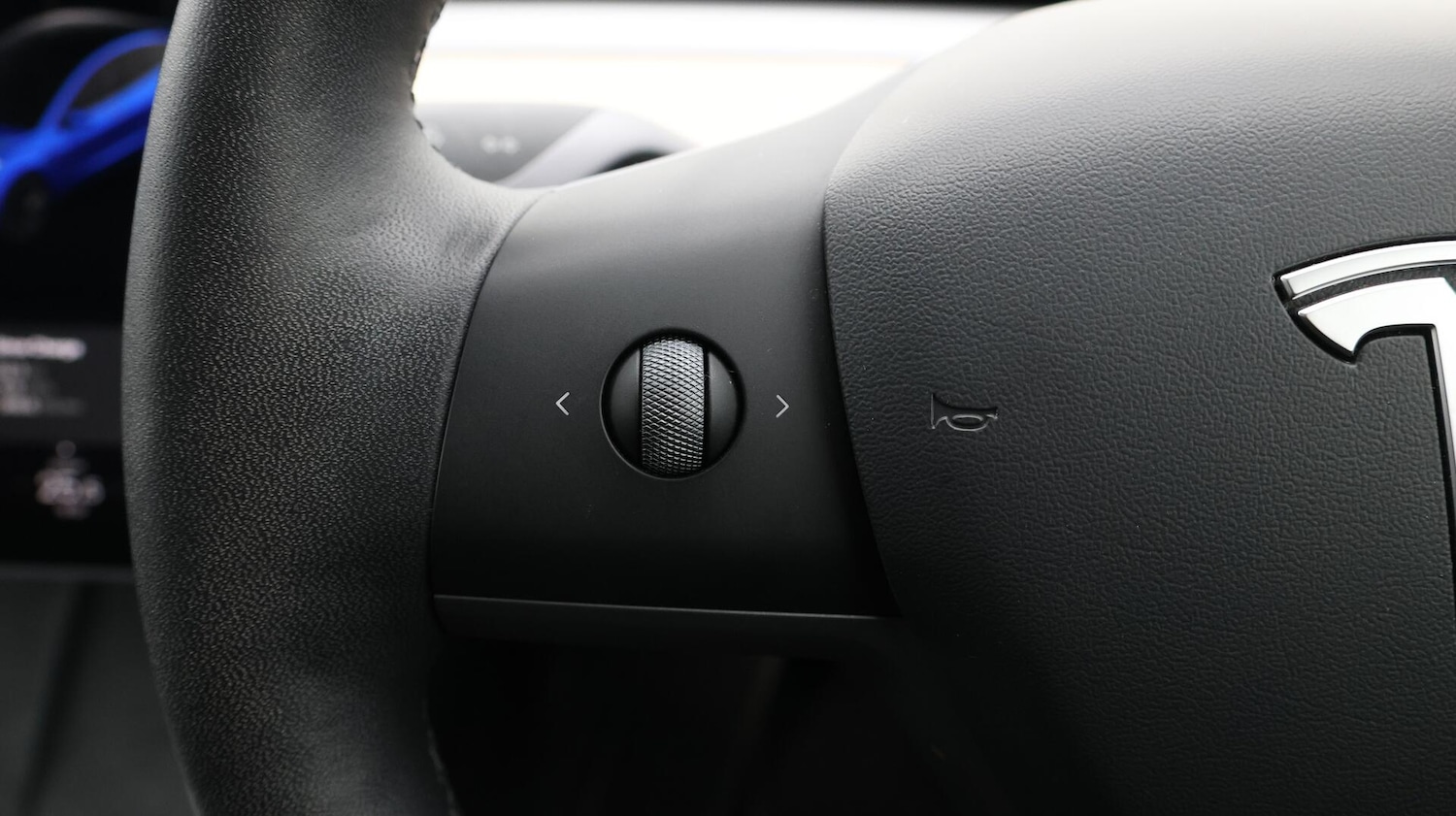 Used Tesla Model 3 2021 for sale - 76743132: Photo 25