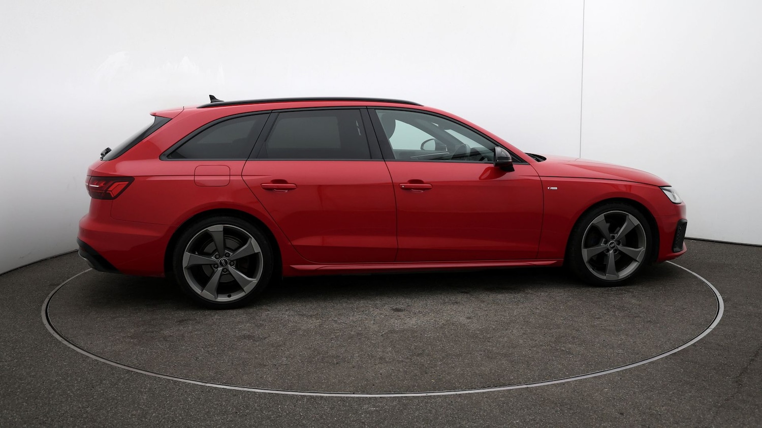 Used Audi A4 Avant for sale - 76810297: Photo 42