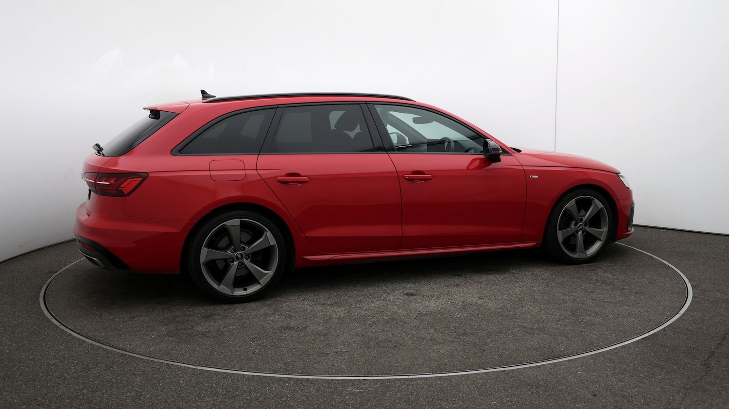 Used Audi A4 Avant for sale - 76810297: Photo 43