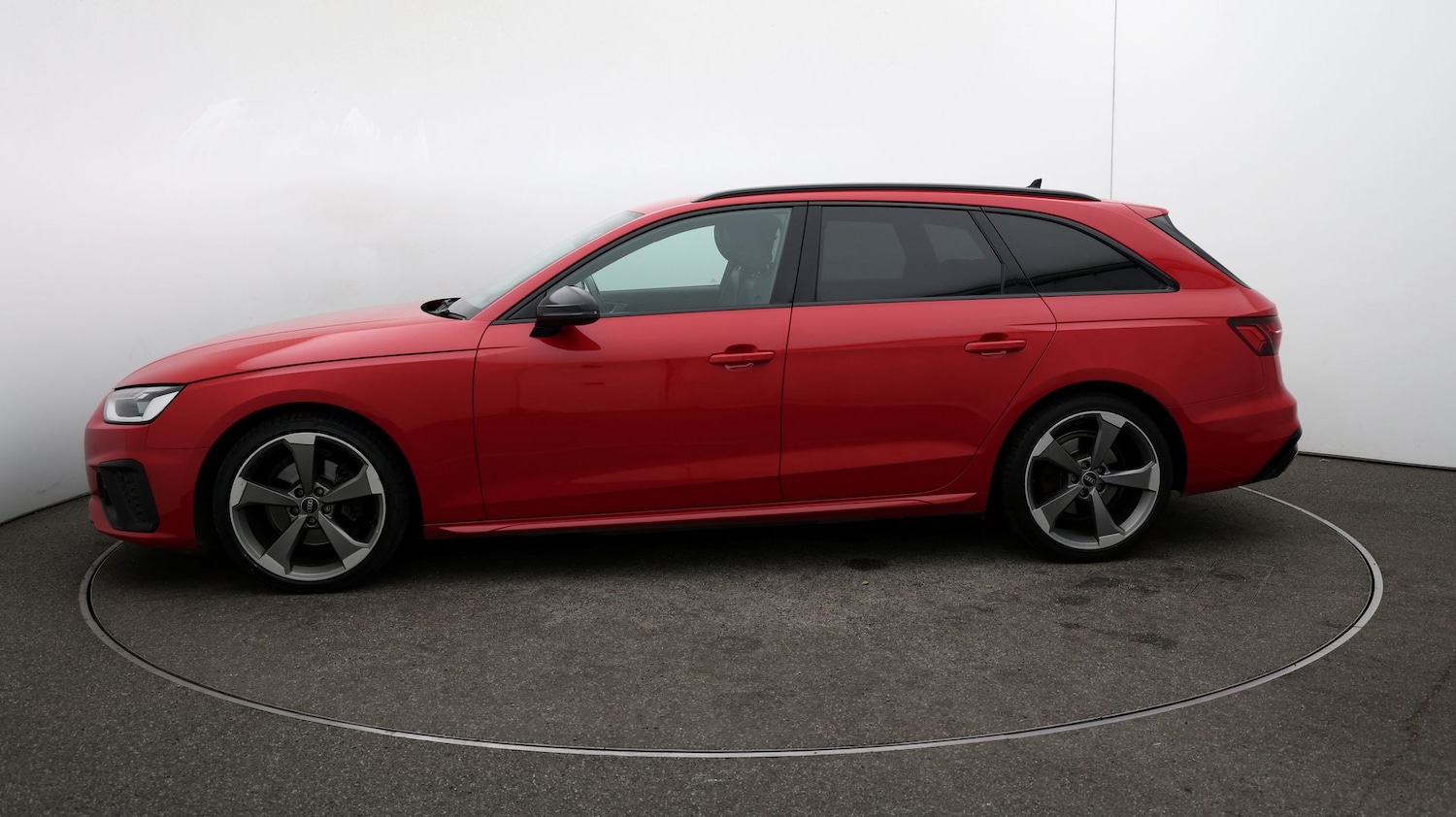 Used Audi A4 Avant for sale - 76810297: Photo 57