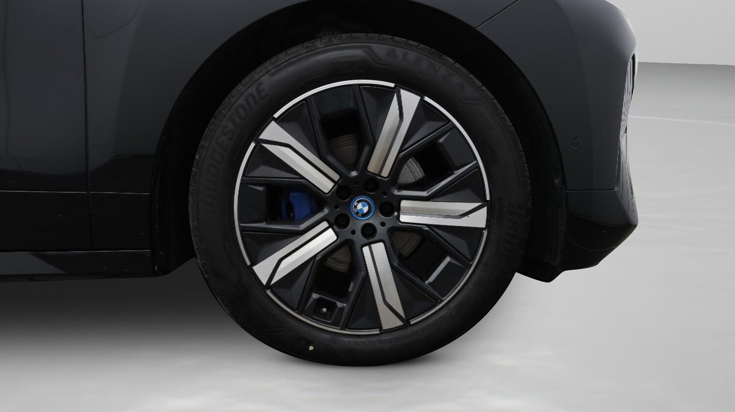 Used BMW iX 2022 for sale - 76659307: Photo 19