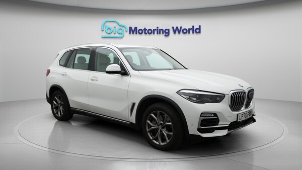 Used BMW X5 2021 for sale - 76307613: Photo 2