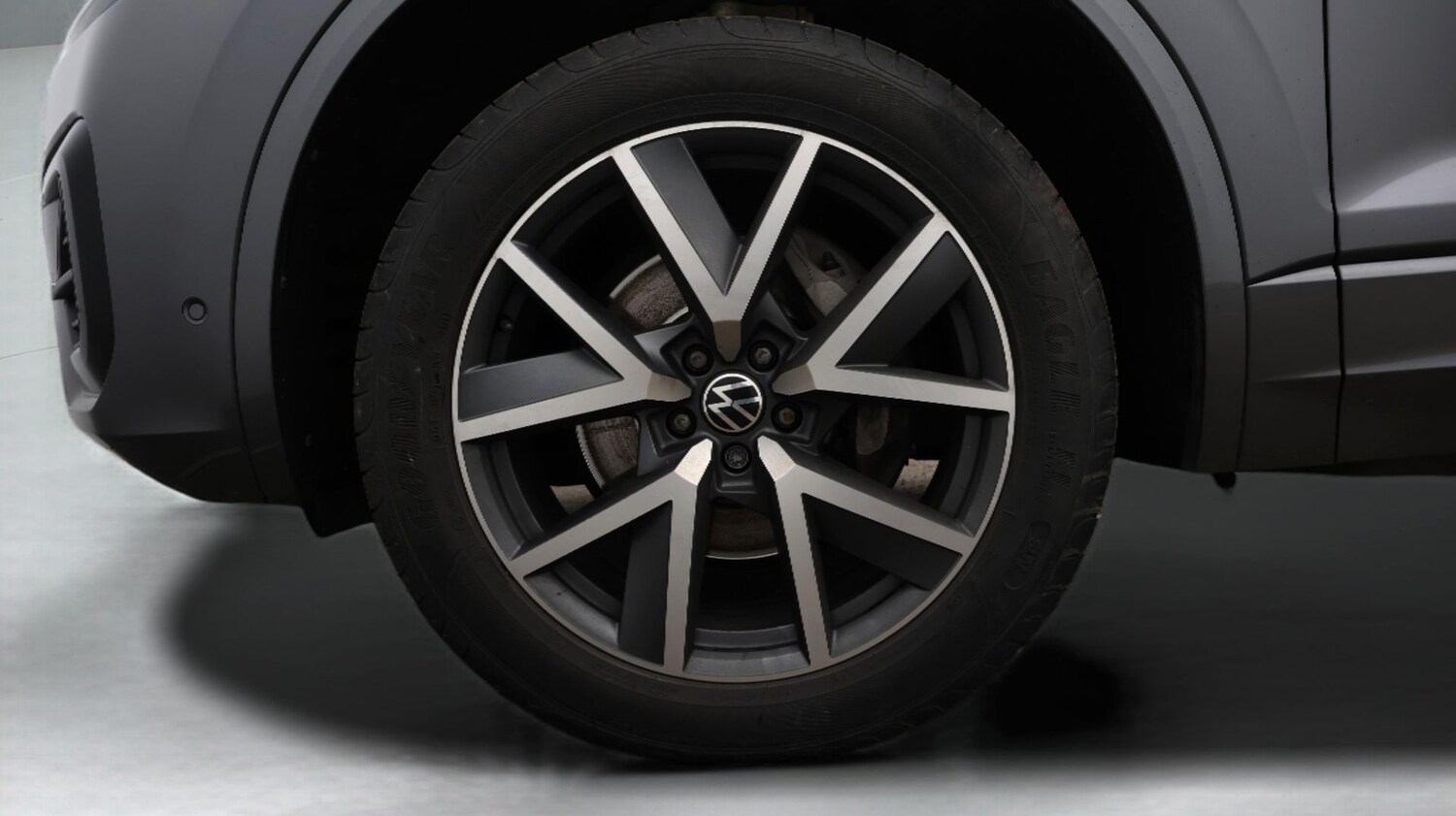 Used Volkswagen Touareg 2023 for sale - 77931432: Photo 18