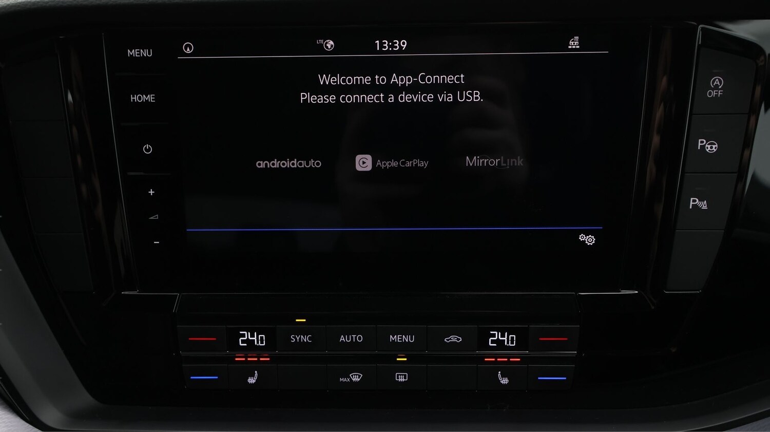 Used Volkswagen Touareg 2023 for sale - 77931432: Photo 23