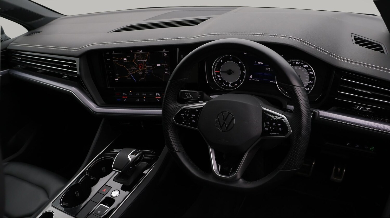 Used Volkswagen Touareg 2023 for sale - 77931432: Photo 9