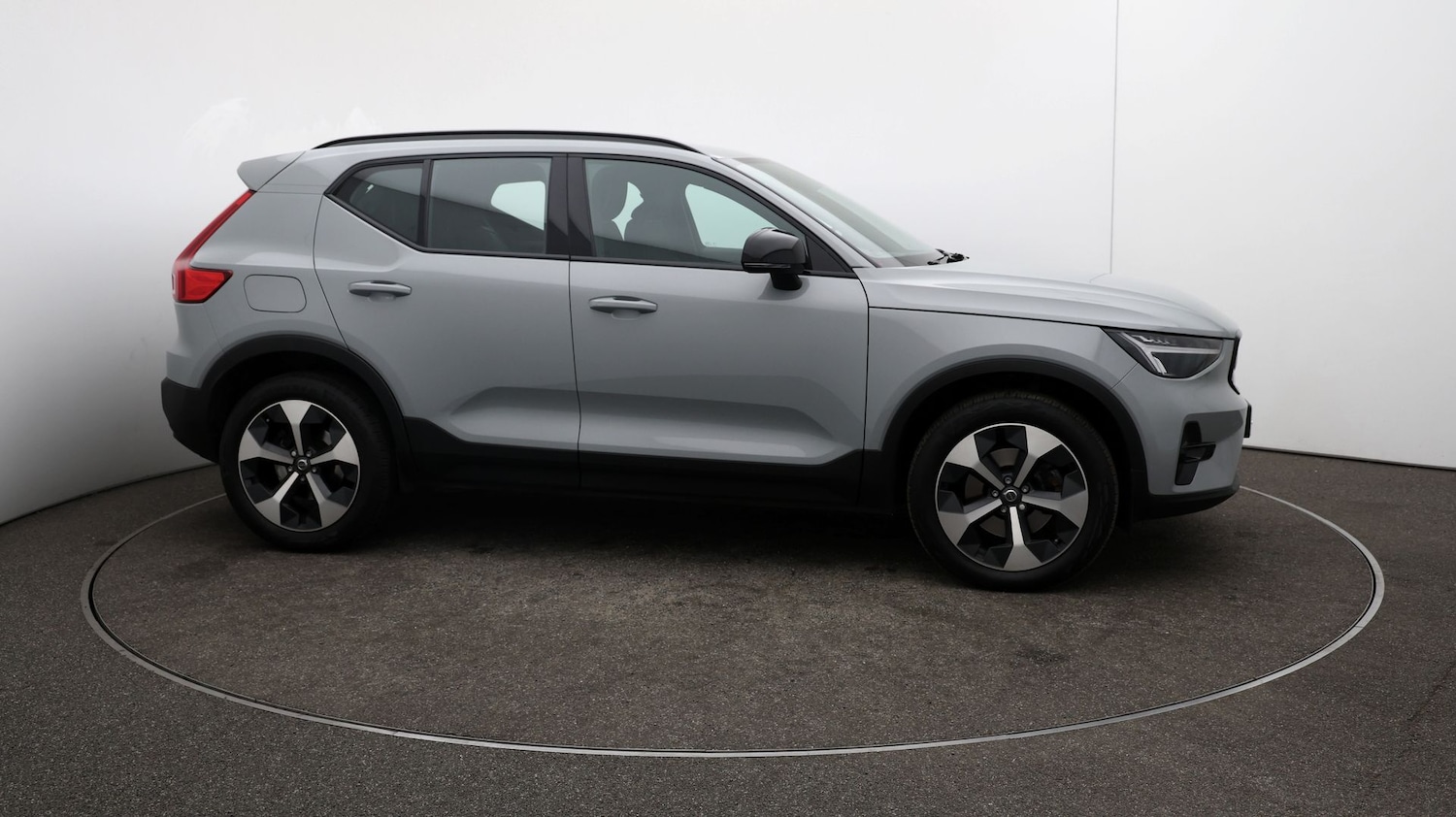 Used Volvo XC40 2025 for sale - 76810622: Photo 39