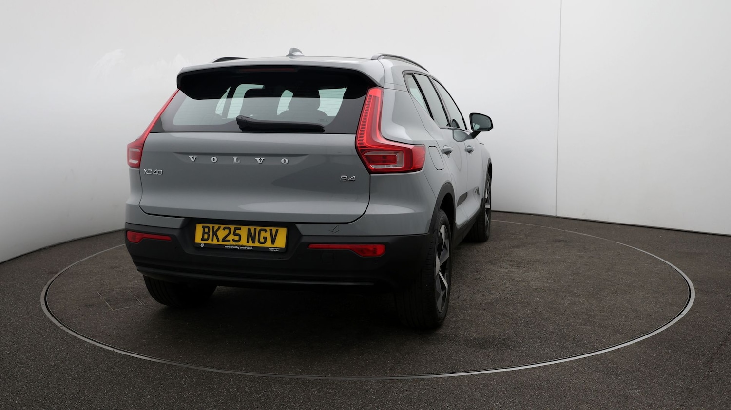 Used Volvo XC40 2025 for sale - 76810622: Photo 47