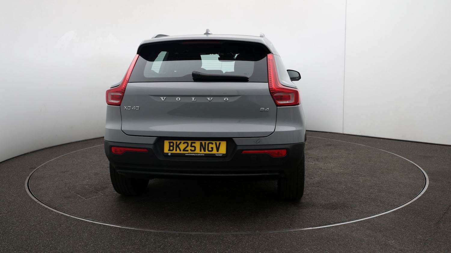 Used Volvo XC40 2025 for sale - 76810622: Photo 48