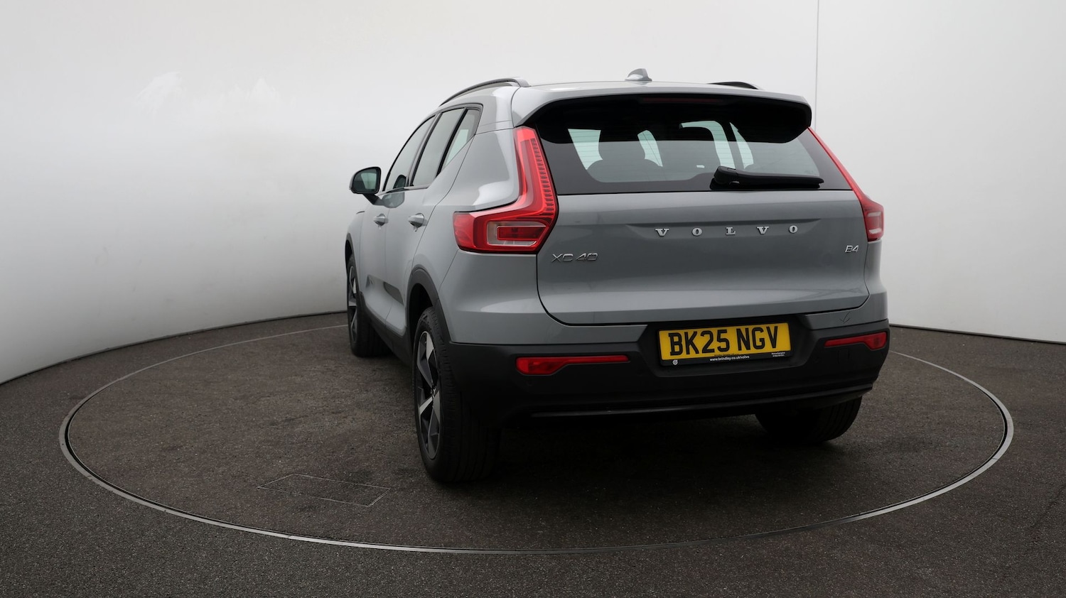 Used Volvo XC40 2025 for sale - 76810622: Photo 51