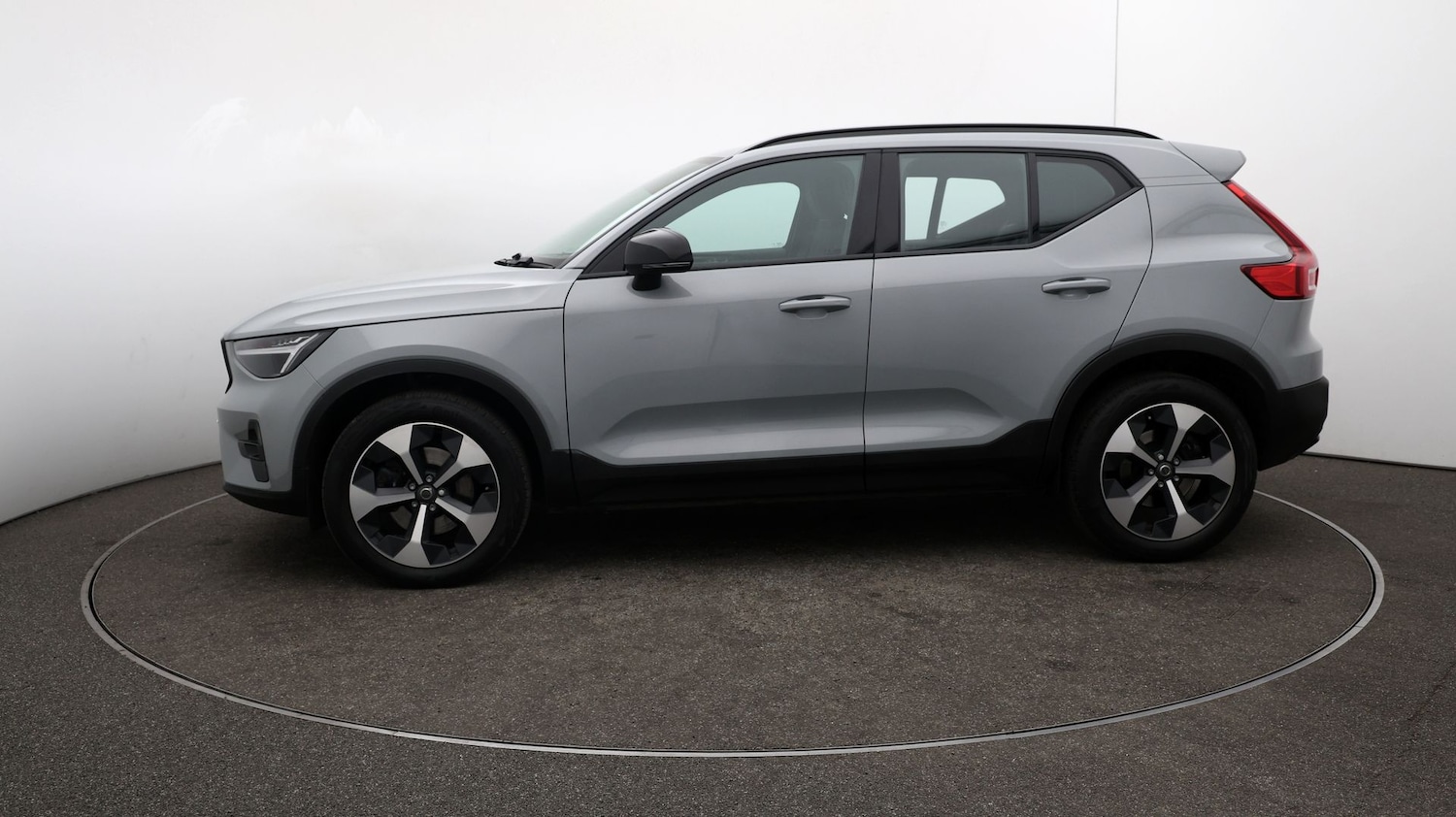 Used Volvo XC40 2025 for sale - 76810622: Photo 56