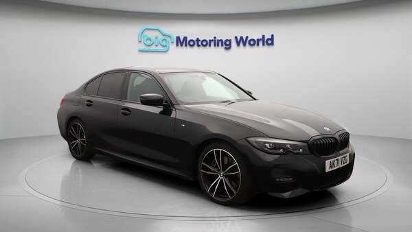 Used BMW 3 Series 2021 for sale - 76152263: Photo 2