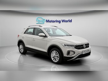 Used Volkswagen T-Roc 2023 for sale - 79340588: Photo