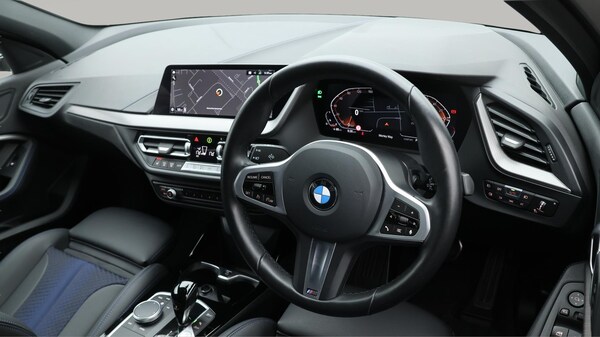 Used BMW 1 Series 2023 for sale - 75401372: Photo 10