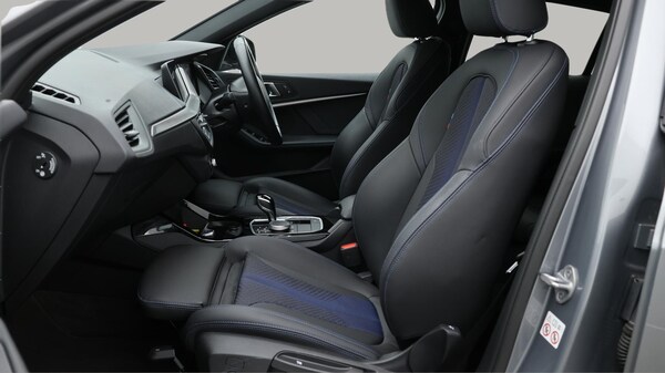 Used BMW 1 Series 2023 for sale - 75401372: Photo 15