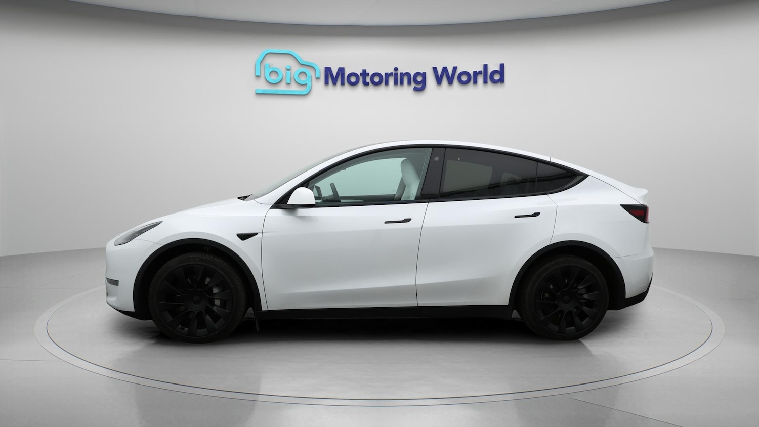 Used Tesla Model Y 2023 for sale - 76759647: Photo 5