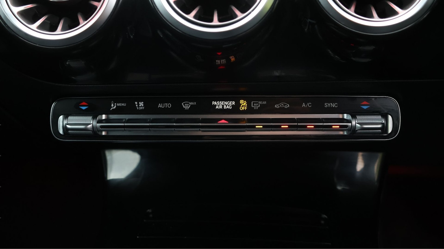 Used Mercedes-Benz CLA 2022 for sale - 77997549: Photo 12