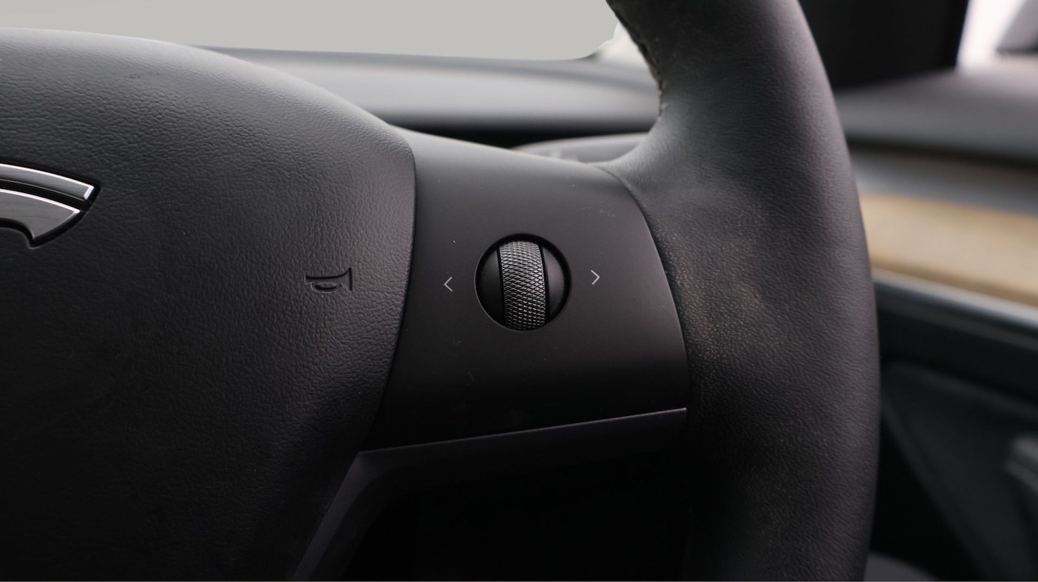 Used Tesla Model 3 2021 for sale - 77618773: Photo 26