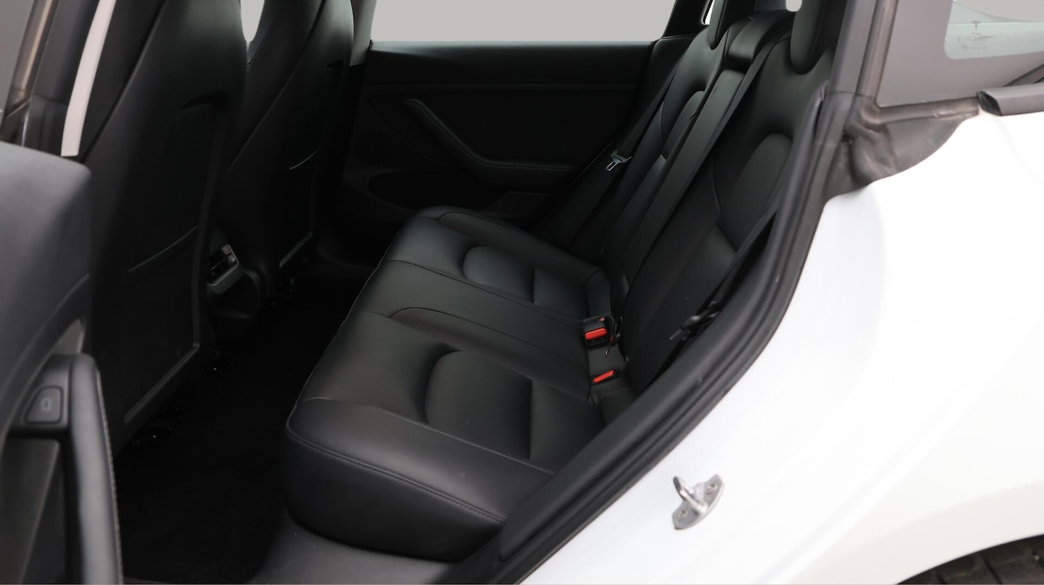 Used Tesla Model 3 2021 for sale - 76370203: Photo 17