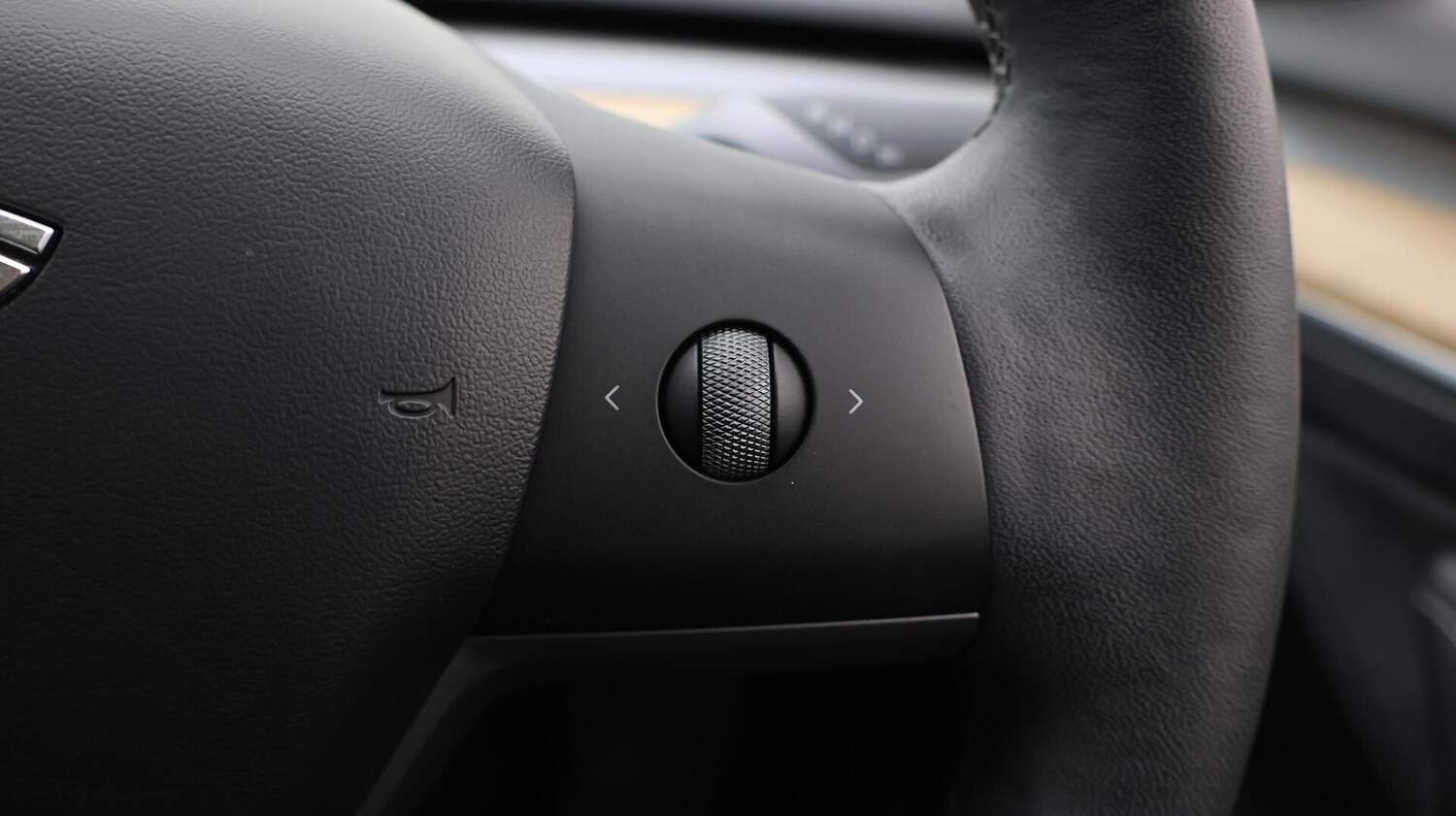 Used Tesla Model 3 2021 for sale - 76370203: Photo 24