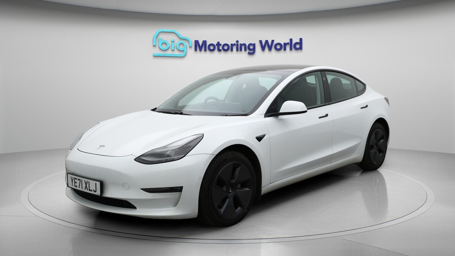 Used Tesla Model 3 2021 for sale - 76370203: Photo 4