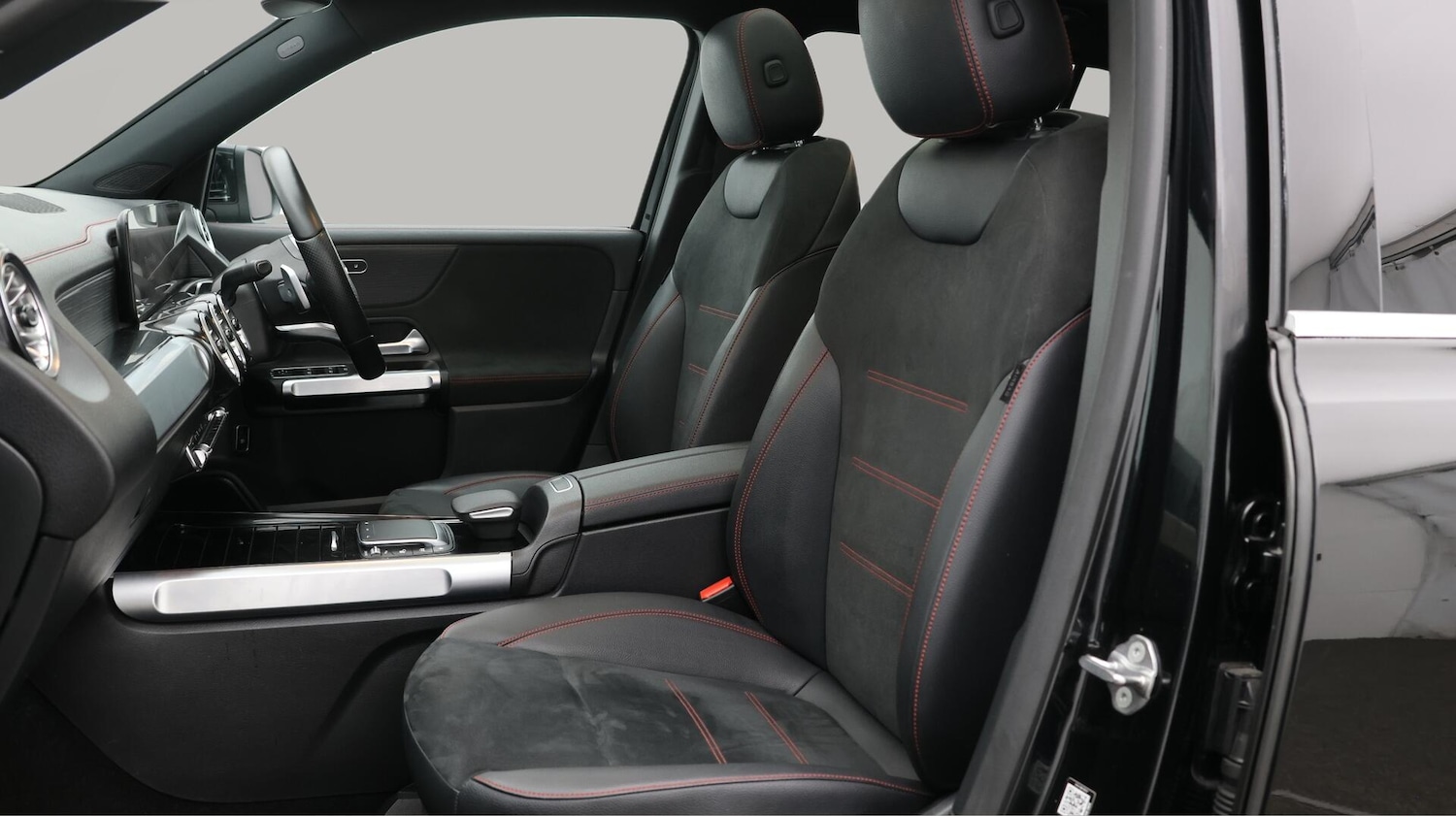 Used Mercedes-Benz EQB 2022 for sale - 76550702: Photo 14